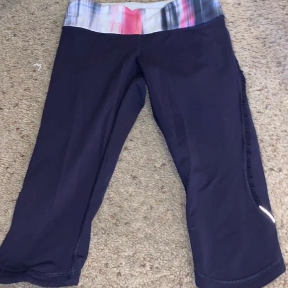 Lululemon Leggings - Picture 1 of 3